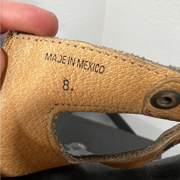 Suto genuine leather sandal size 8 black - Picture 6 of 6